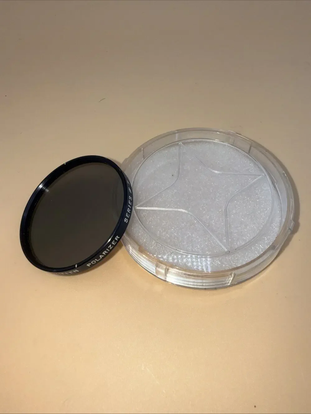 Tiffen polarizer series 7 factor 4 made in the U.S.A